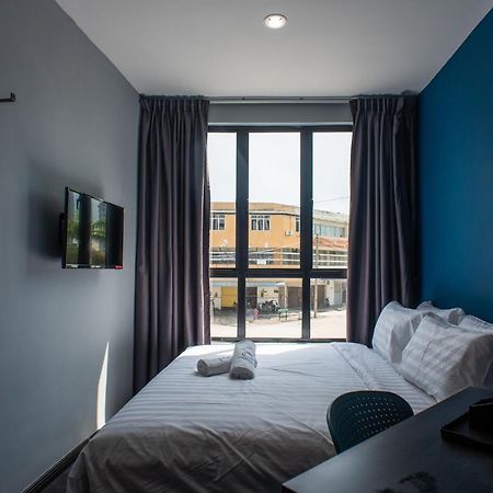 Chariton Hotel Bagan Баттерворт Екстер'єр фото